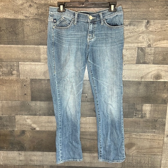 Rock & Republic Denim - Rock & Republic Cropped Blue Jeans